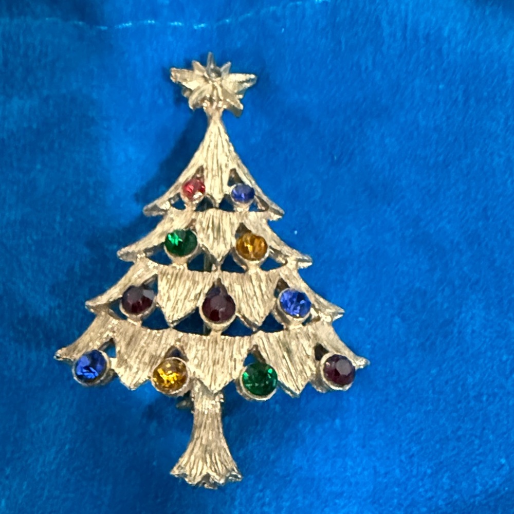 Crystal Christmas Tree Gold BrushedFinish Brooch Made in Czech Bohemia Jeweled